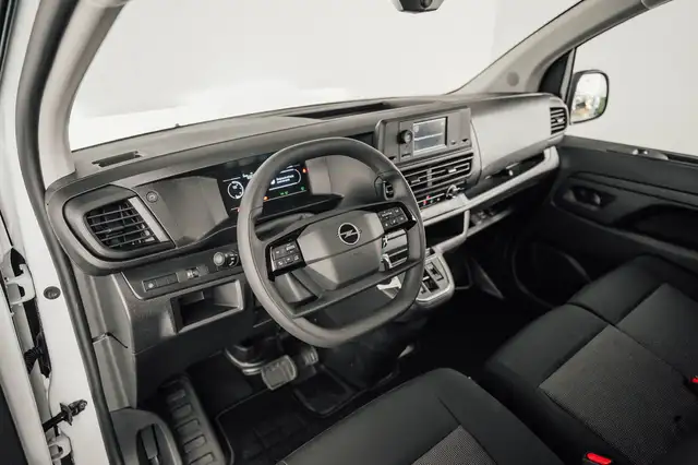 Opel Vivaro view 15
