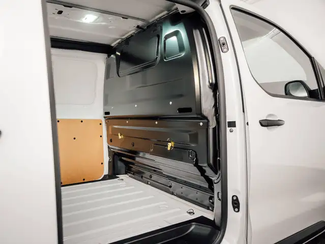 Opel Vivaro view 10