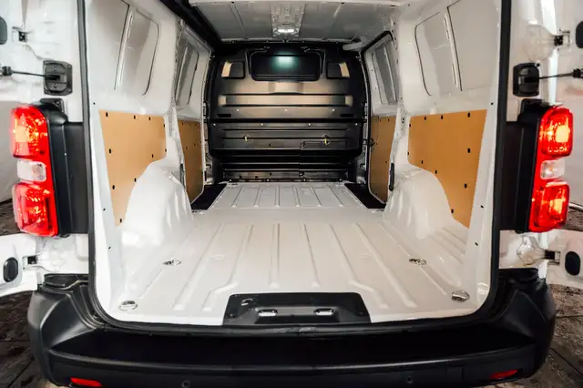 Opel Vivaro view 7