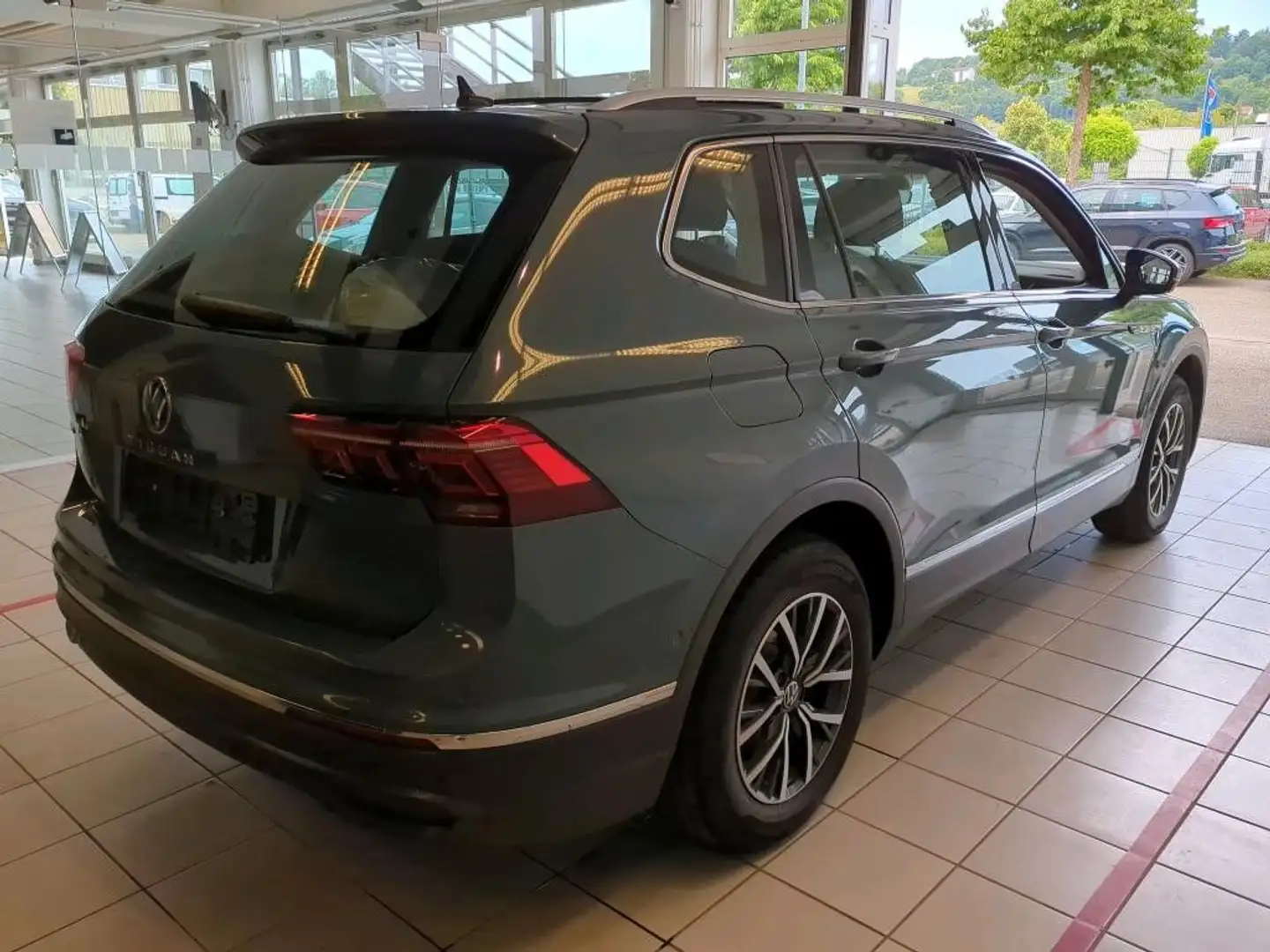 Volkswagen Tiguan Allspace Life 4M PANO*ACC*IQ-Light*Virtua Blu/Azzurro - 2