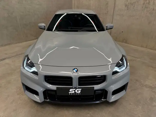BMW M2 view 4