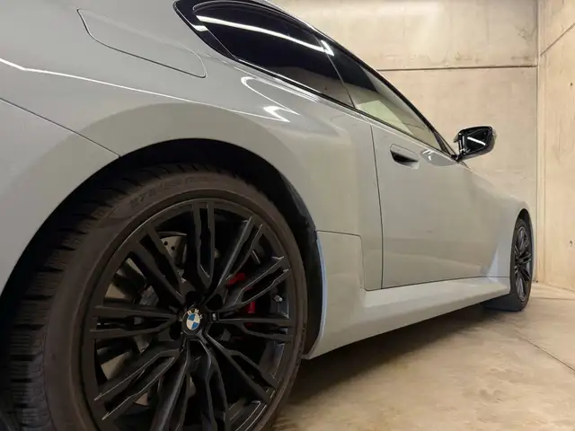 BMW M2 view 9