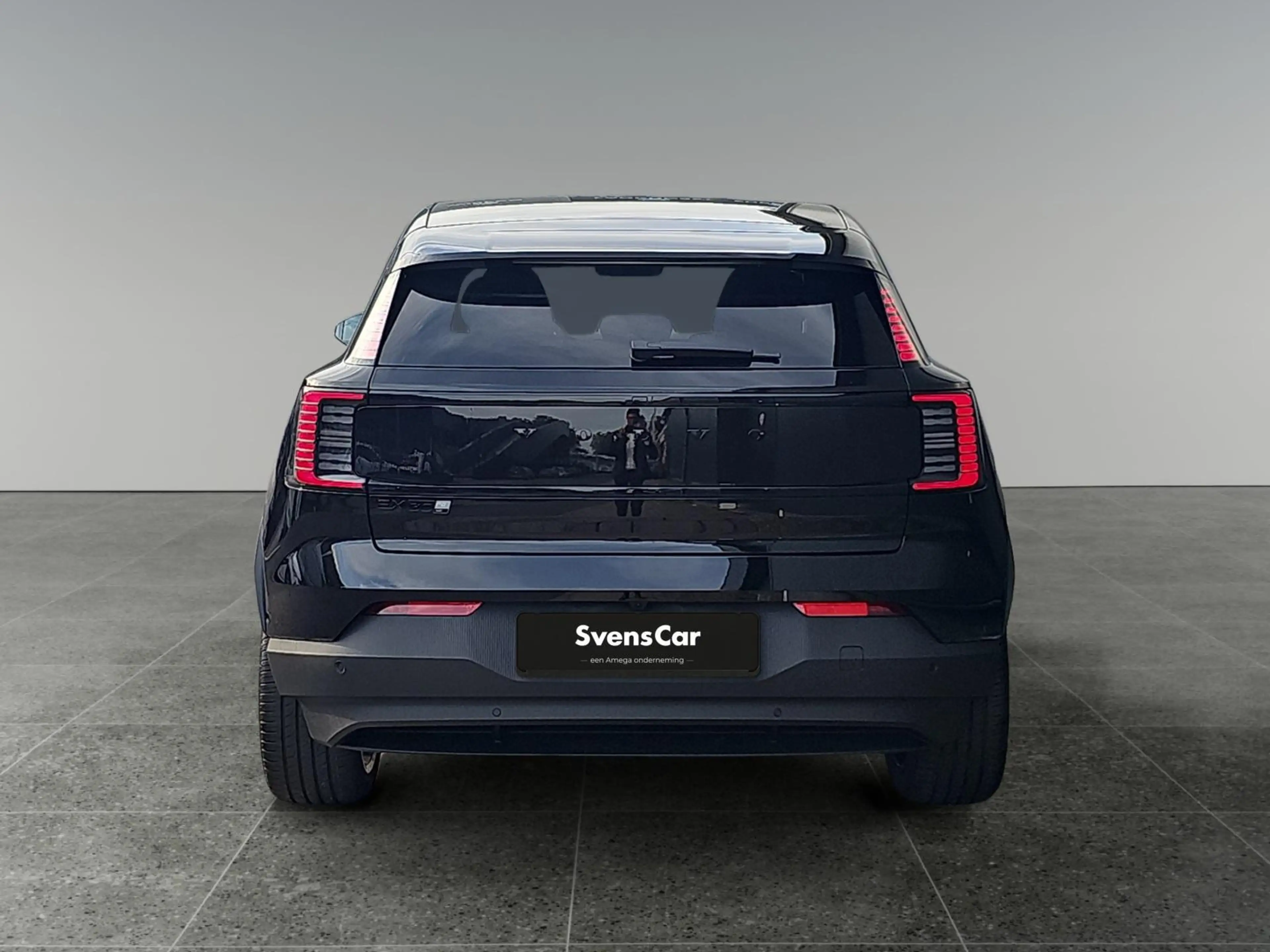 Volvo EX30 P8 AWD Ultra Black Edition Europa 69 kWh | Panoram — photo 4
