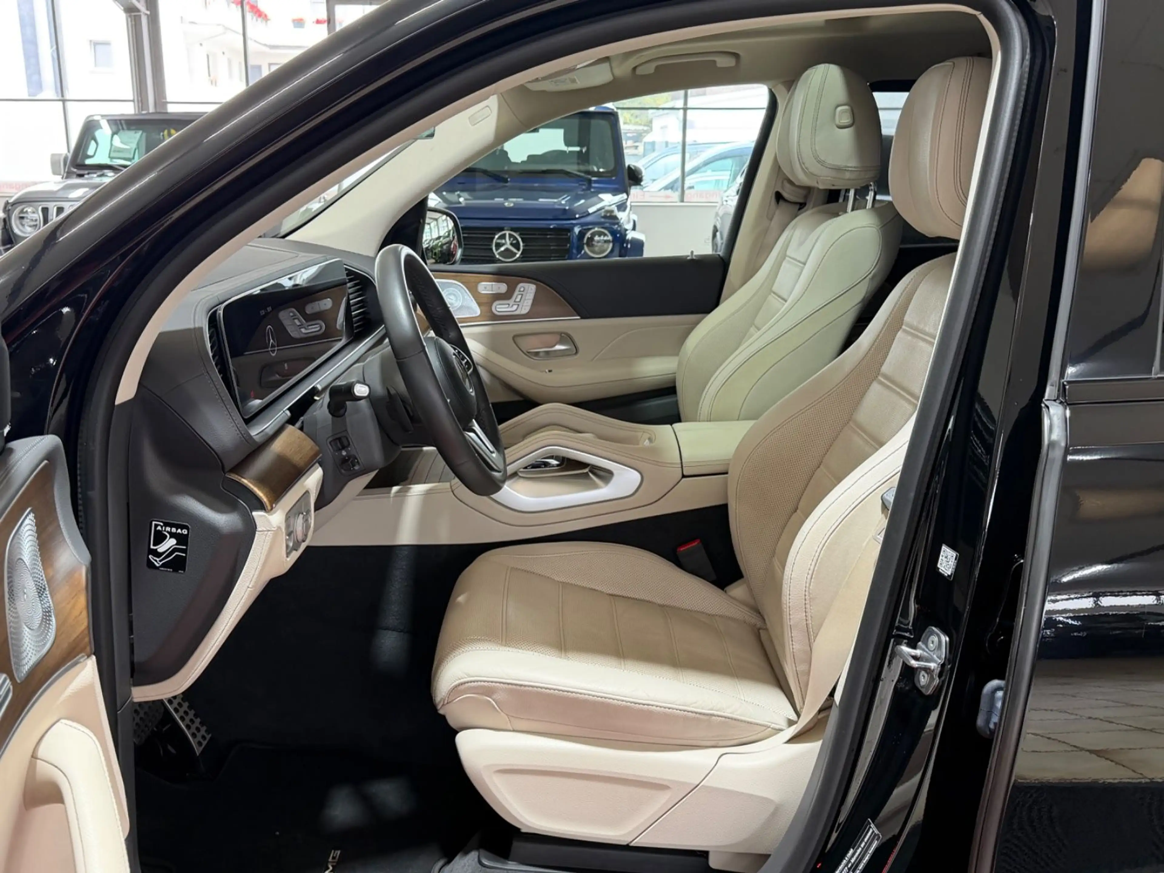 Mercedes-Benz GLS 580 4Matic*AMG*PANO*NIGHT-PAKET*LED*7-SITZ* — photo 12