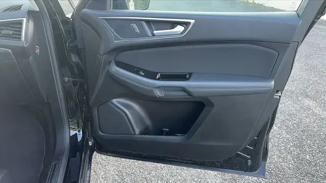 Ford S-Max view 23