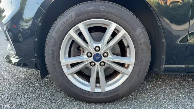 Ford S-Max view 18