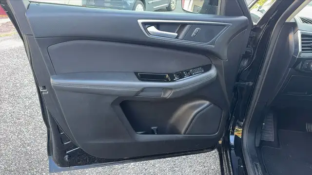 Ford S-Max view 7