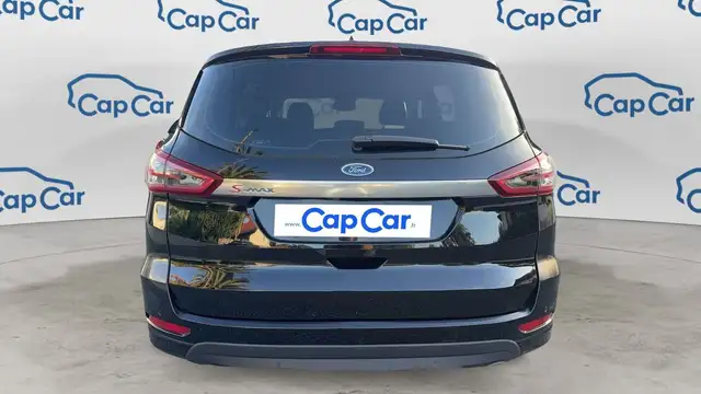 Ford S-Max view 3