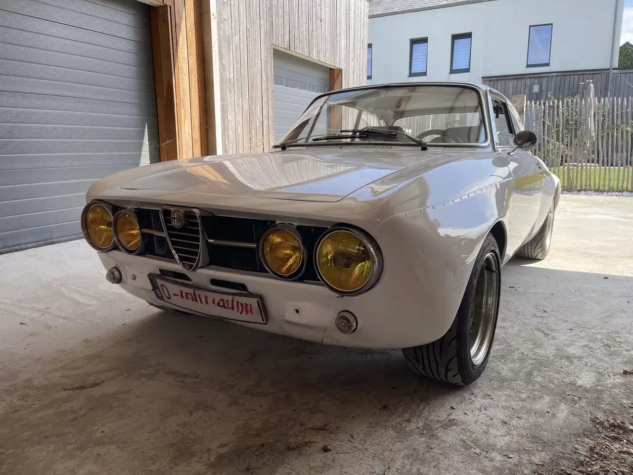 Alfa Romeo 2000