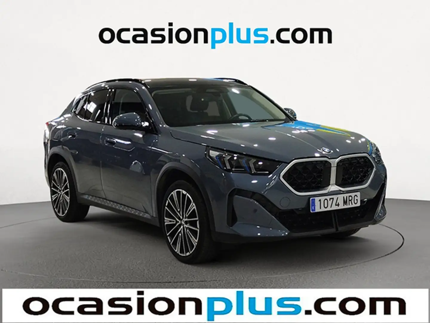 BMW X2 sDrive 18dA Gris - 2