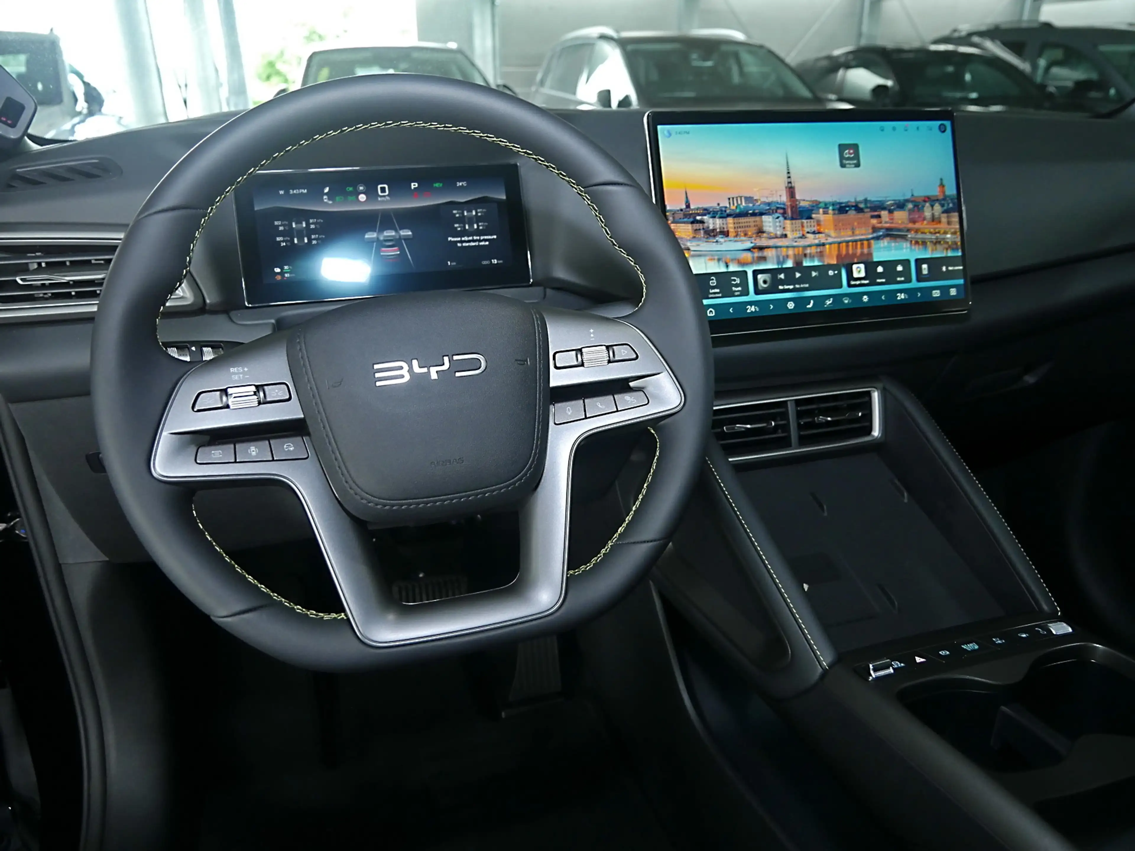 BYD Atto 2 DM-i Boost 156kW 360° Navi Pano 17"Alu VORLAUF — photo 4