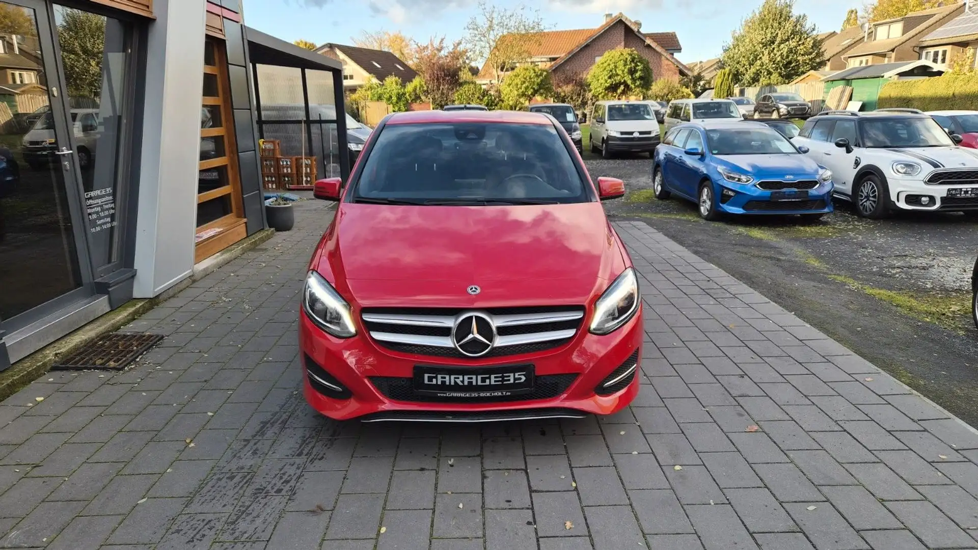 Mercedes-Benz B 220 B -Klasse B 220 4Matic/NAVI/R.CAM/SHZ Rot - 2
