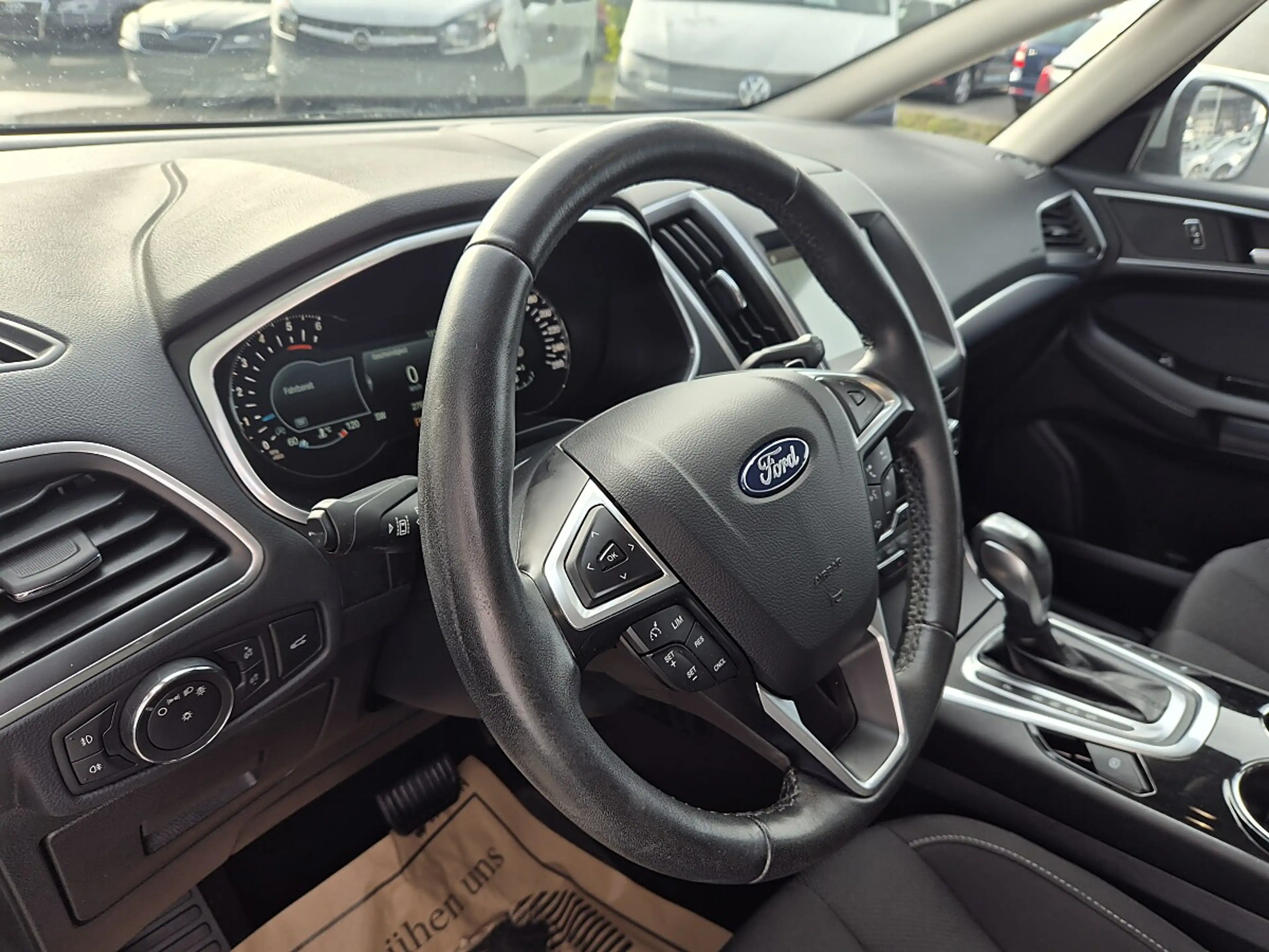 Ford S-Max S-MAX Titanium 2.0 TDCi Auto-Start/Stop Aut. — photo 9