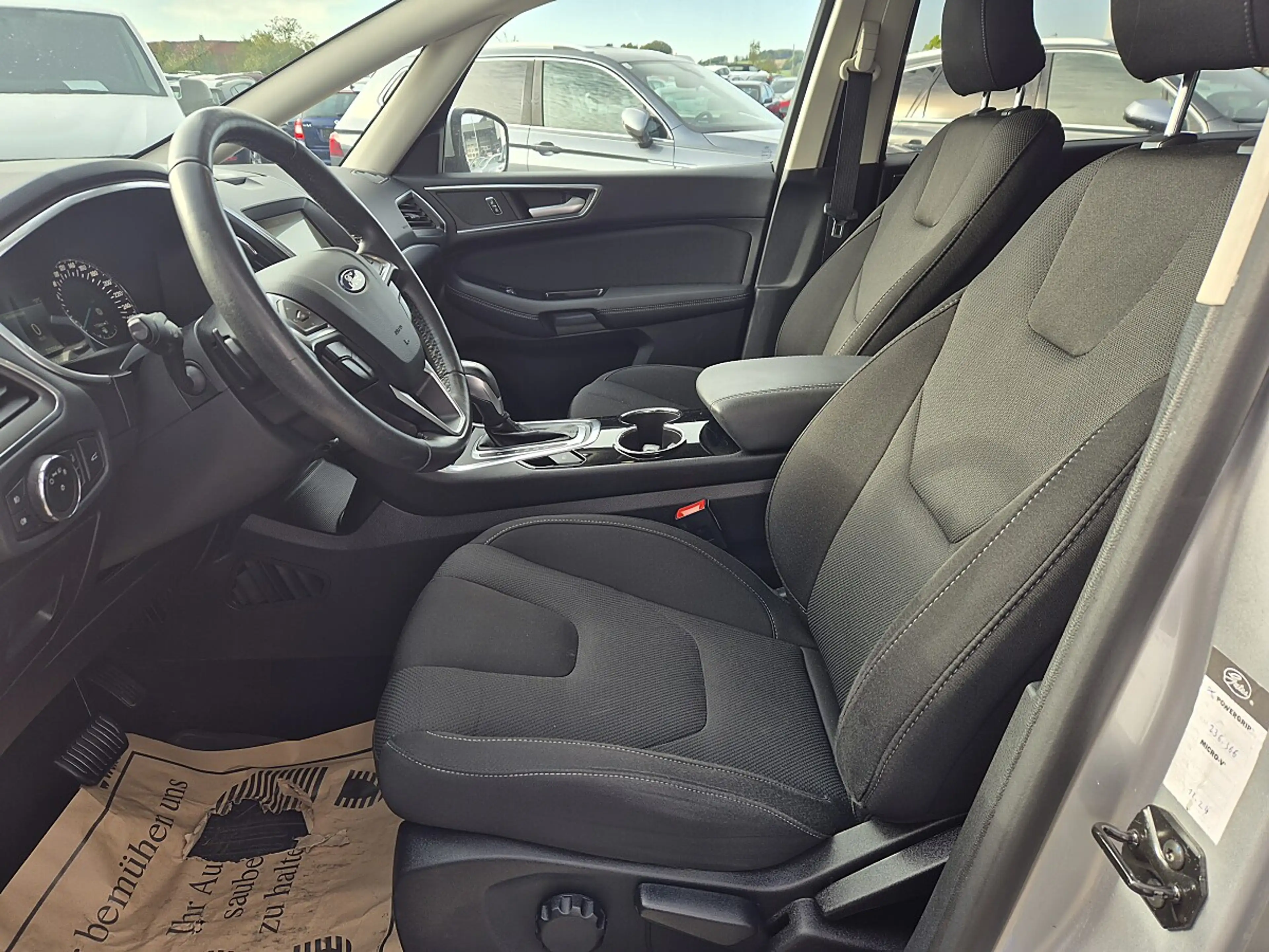 Ford S-Max S-MAX Titanium 2.0 TDCi Auto-Start/Stop Aut. — photo 8