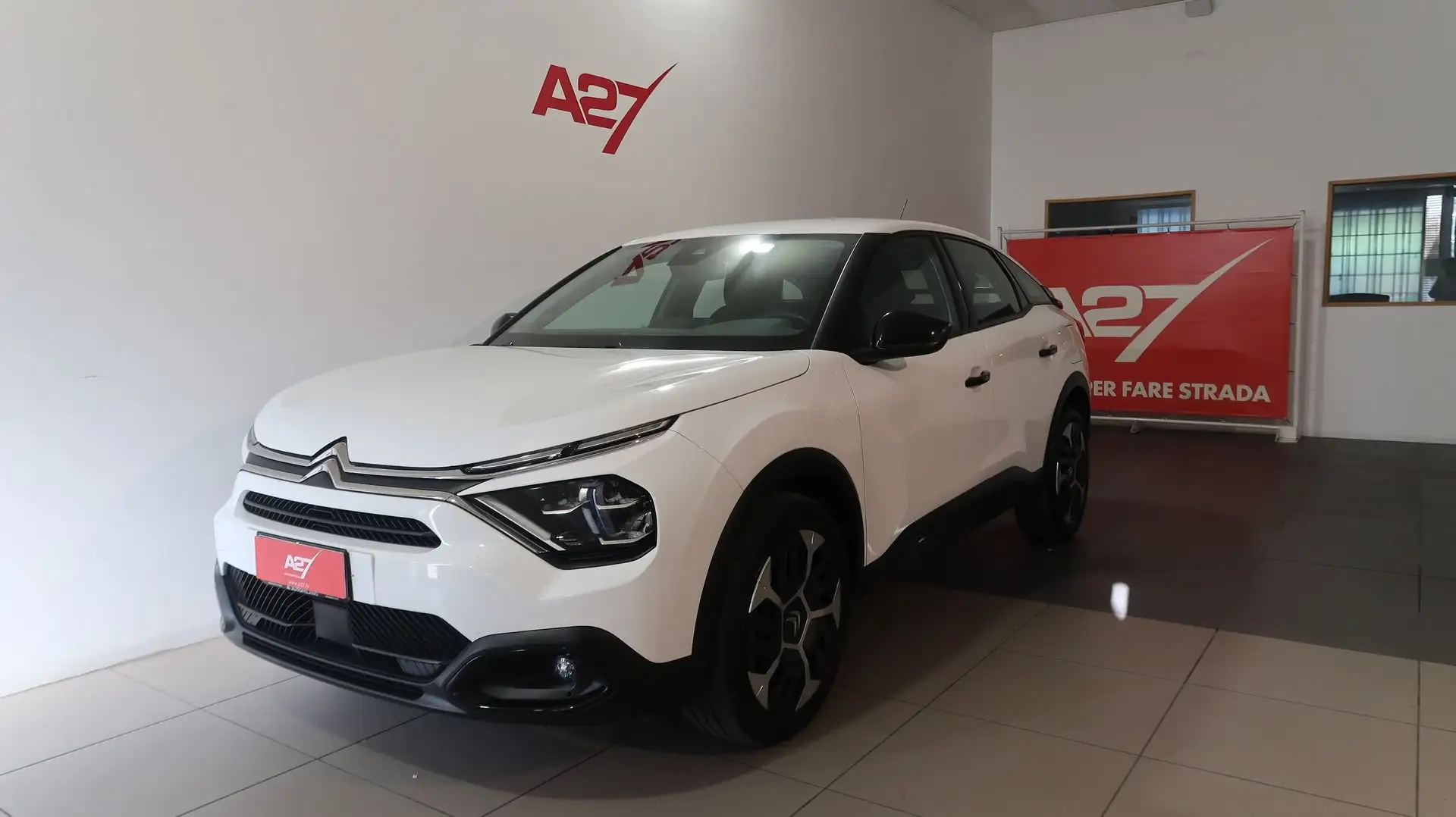 Citroen C4 C4 PureTech 130 S&S Feel #RETRO CAMERA#CARPLAY# Blanc - 1