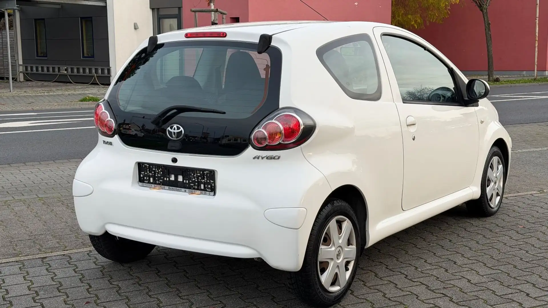 Toyota Aygo AYGO Cool*KLIMA*ZV*EFH*GUTER ZUSTAND* Blanc - 2