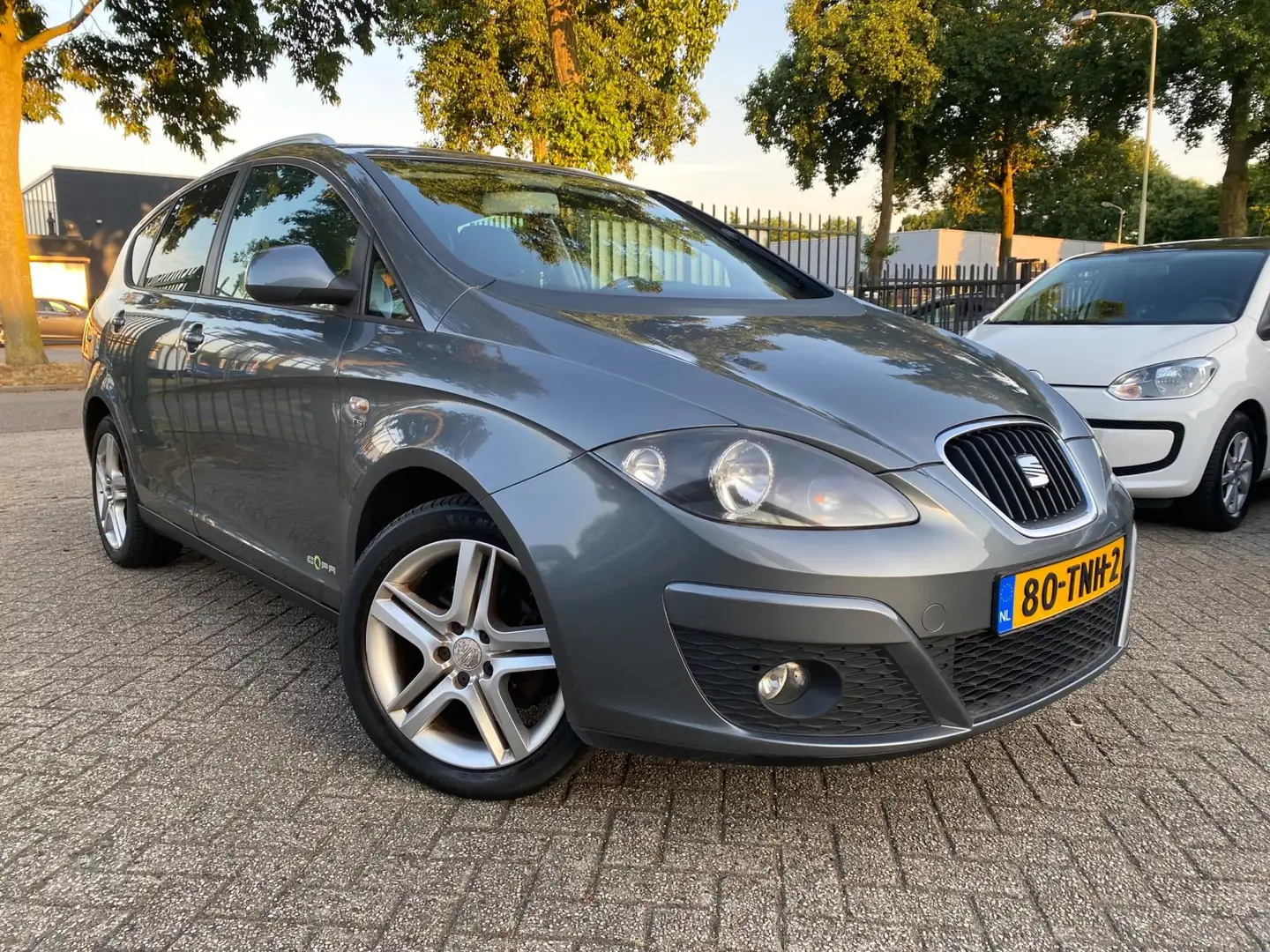 SEAT Altea XL 1.2 TSI Eco Businessline COPA Navi Cruise Pdc Gris - 2