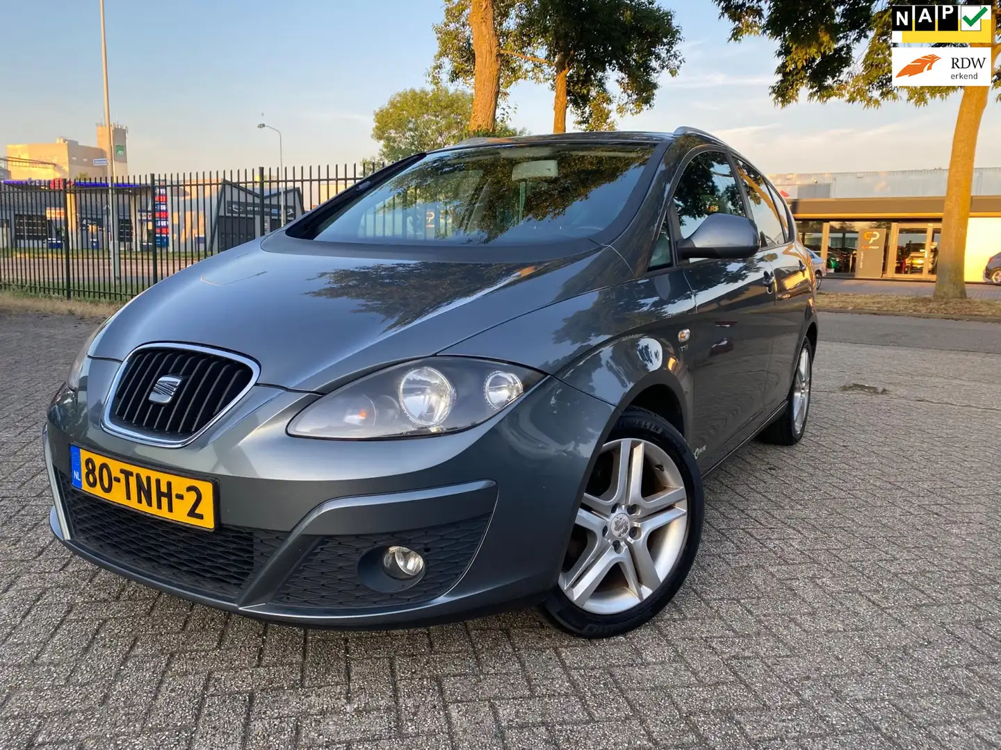 SEAT Altea XL 1.2 TSI Eco Businessline COPA Navi Cruise Pdc Gris - 1