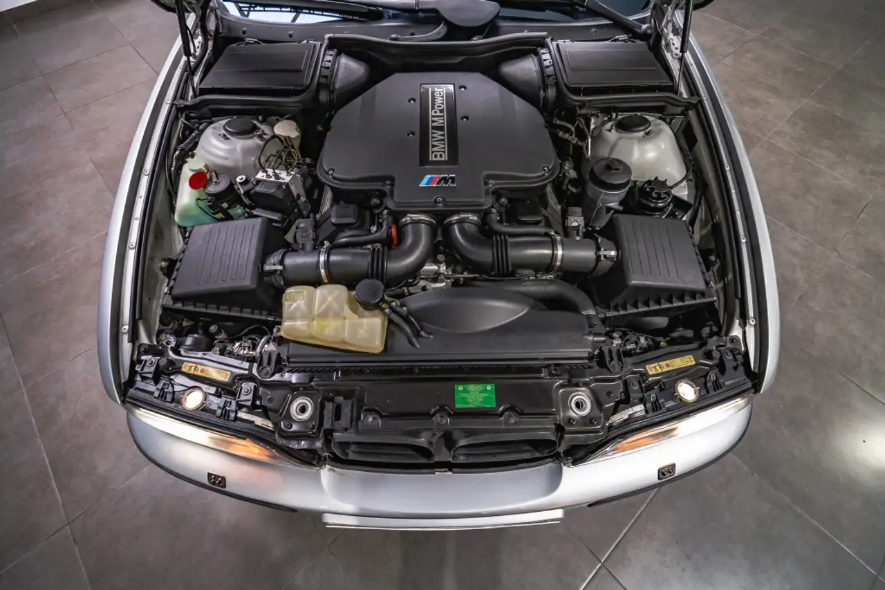 BMW M5, foto 9