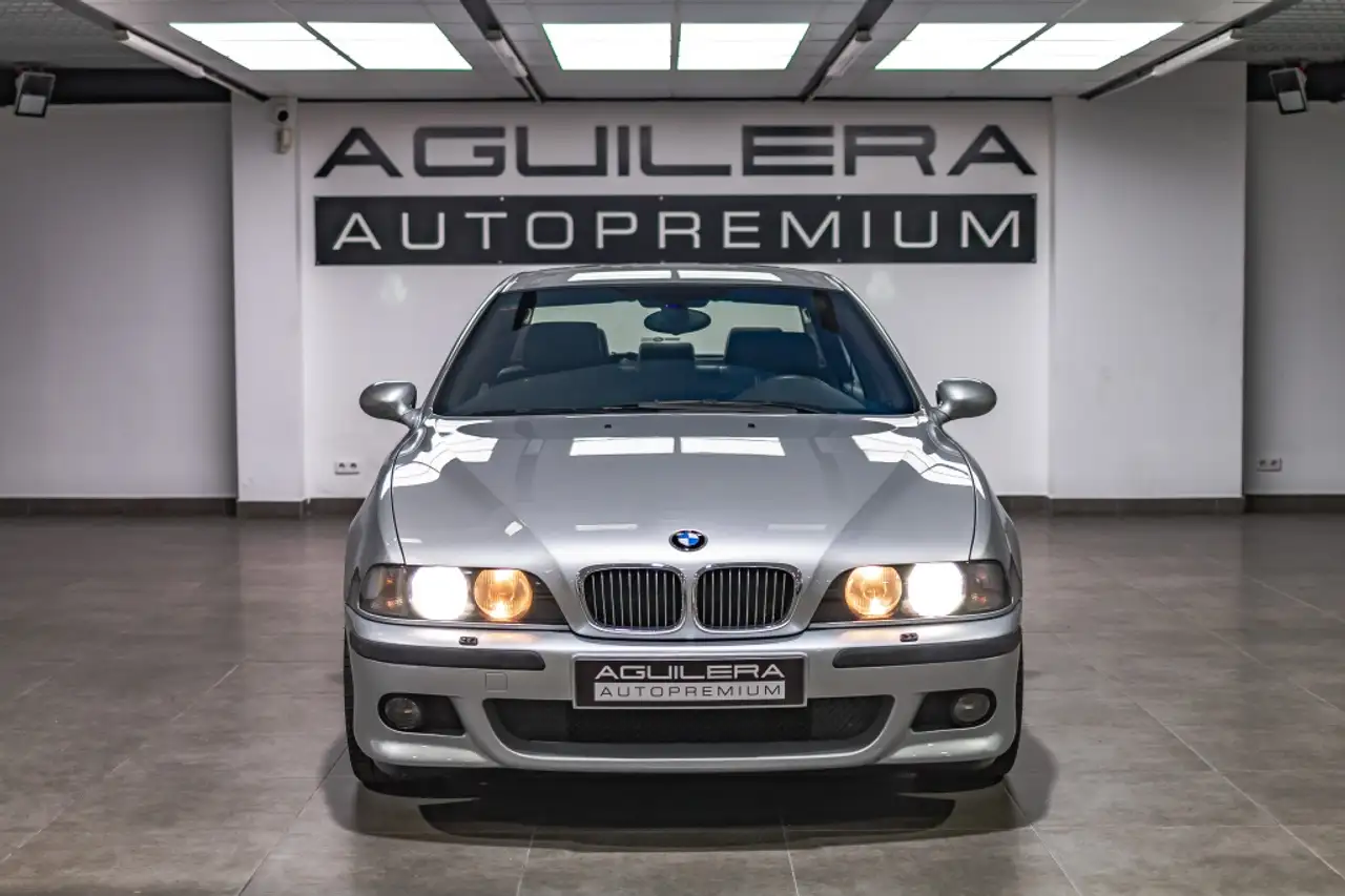 BMW M5, foto 11