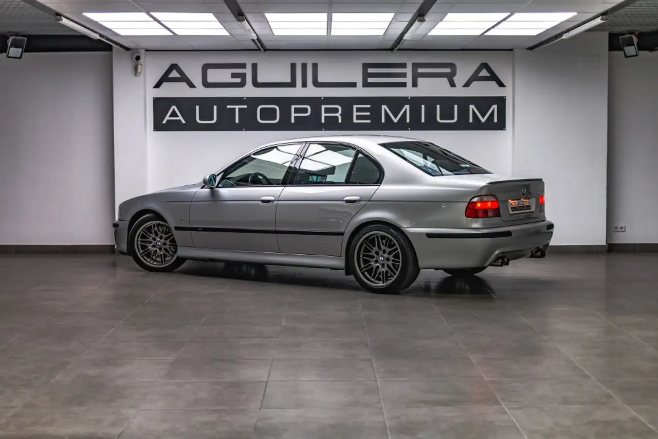 BMW M5, foto 3