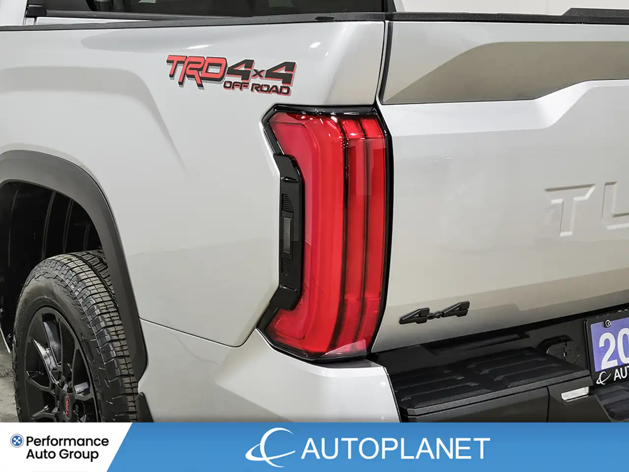 Toyota Tundra снимка Toyota Tundra