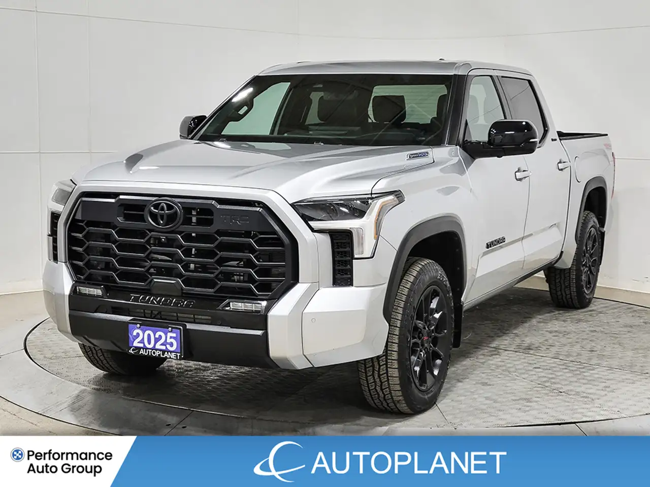 Toyota Tundra снимка Toyota Tundra