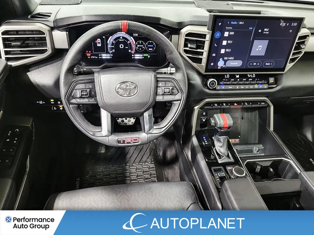 Toyota Tundra снимка Toyota Tundra