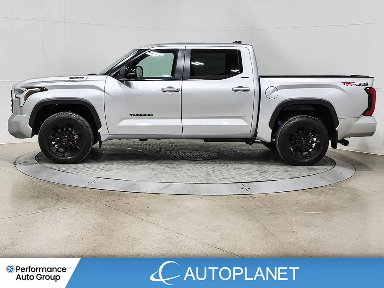 Toyota Tundra снимка Toyota Tundra