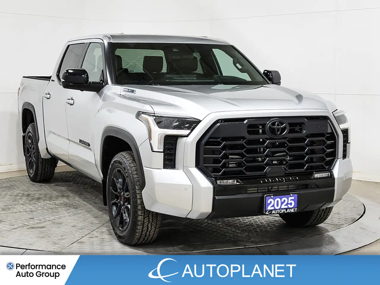 Toyota Tundra снимка Toyota Tundra