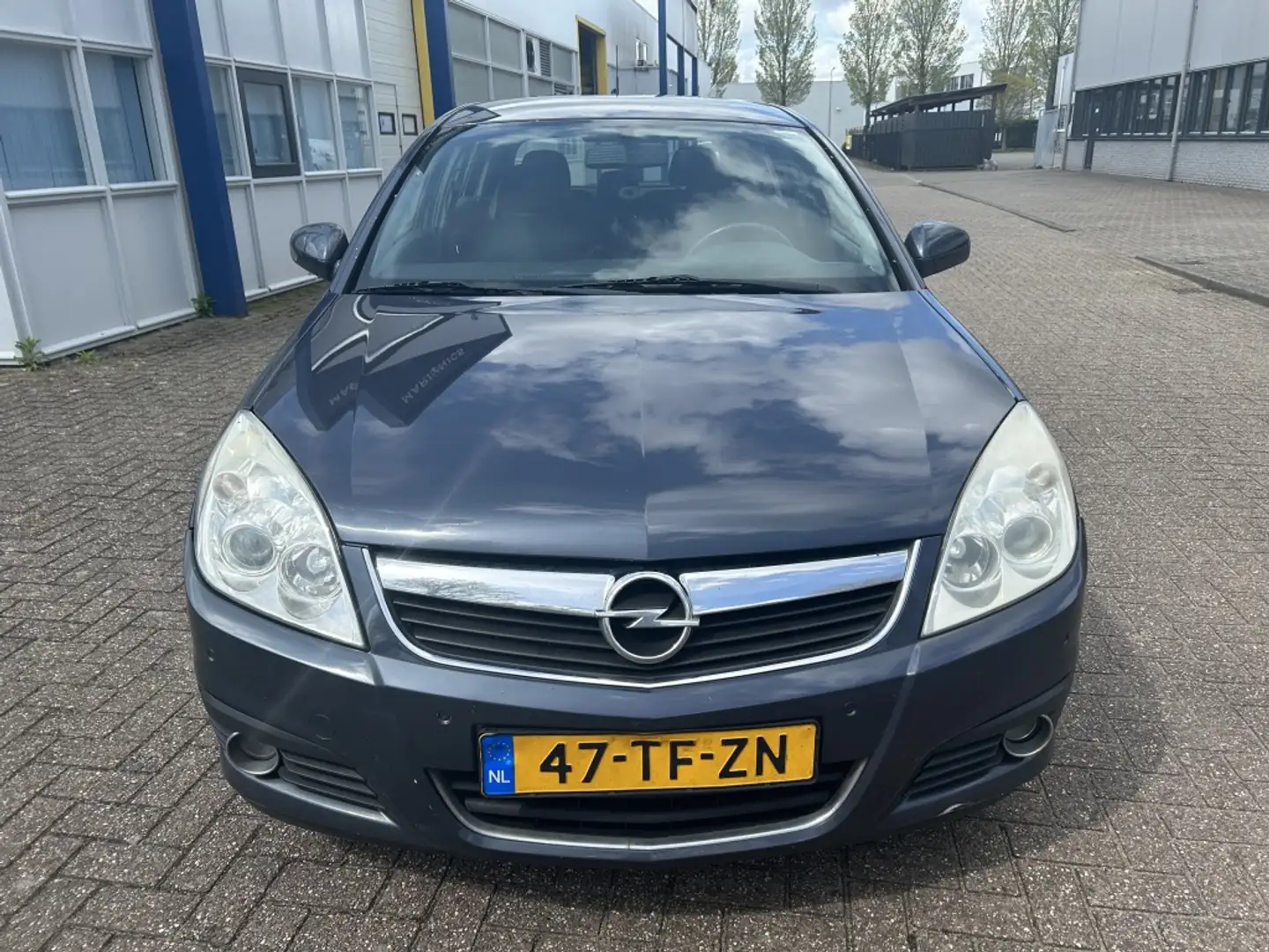 Opel Signum 1.9 CDTi Sport AUT/2eEIG/NAVI/CRUISE/NAP! Szürke - 2