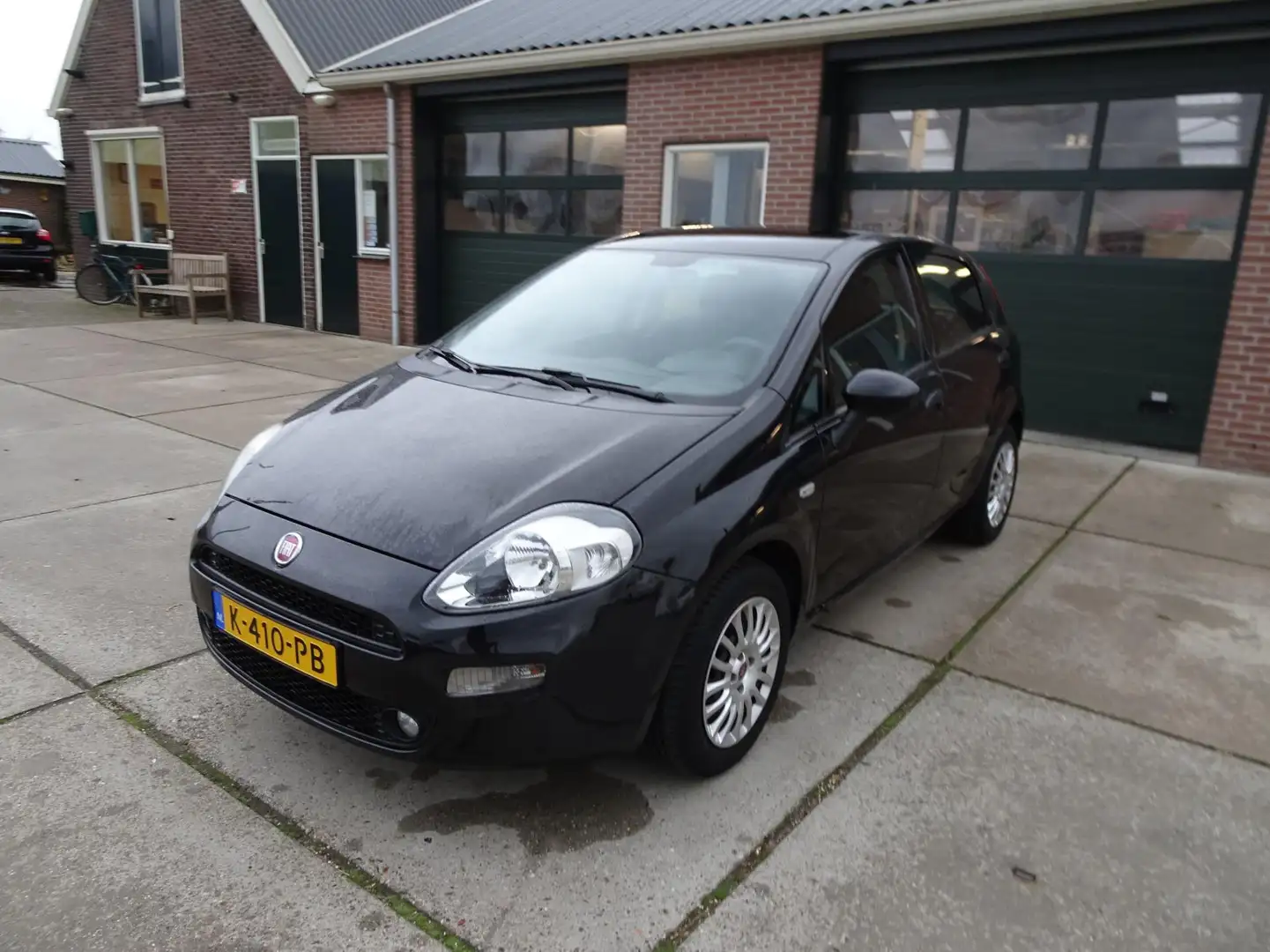 Fiat Punto Evo 1.2 Lounge Schwarz - 1