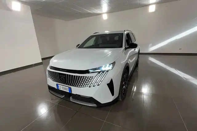 Peugeot 5008 5008 1.2 hybrid Allure 145cv 7p.ti e-dcs