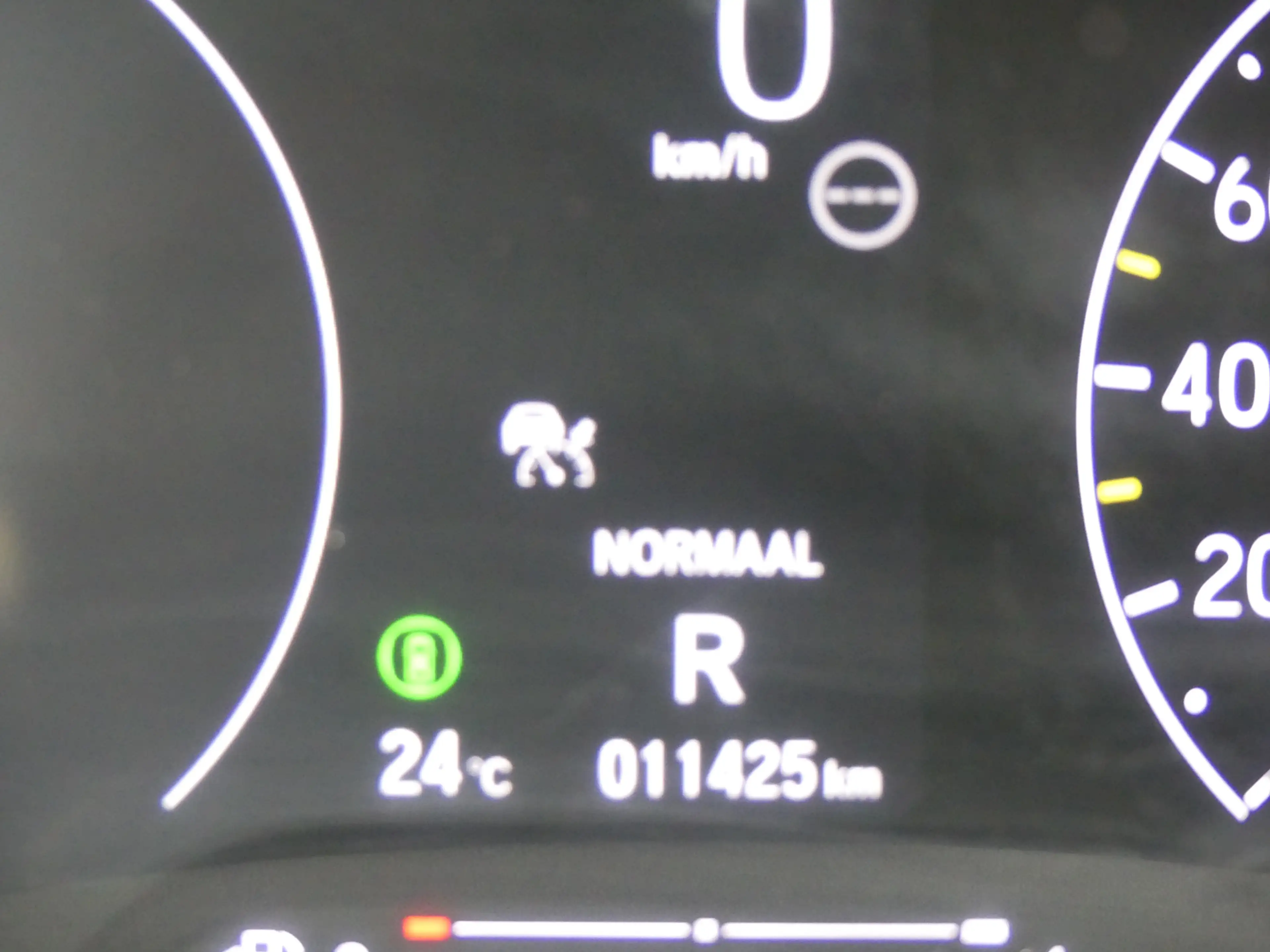 Honda HR-V 1.5 e:HEV Advance Style Plus — photo 18