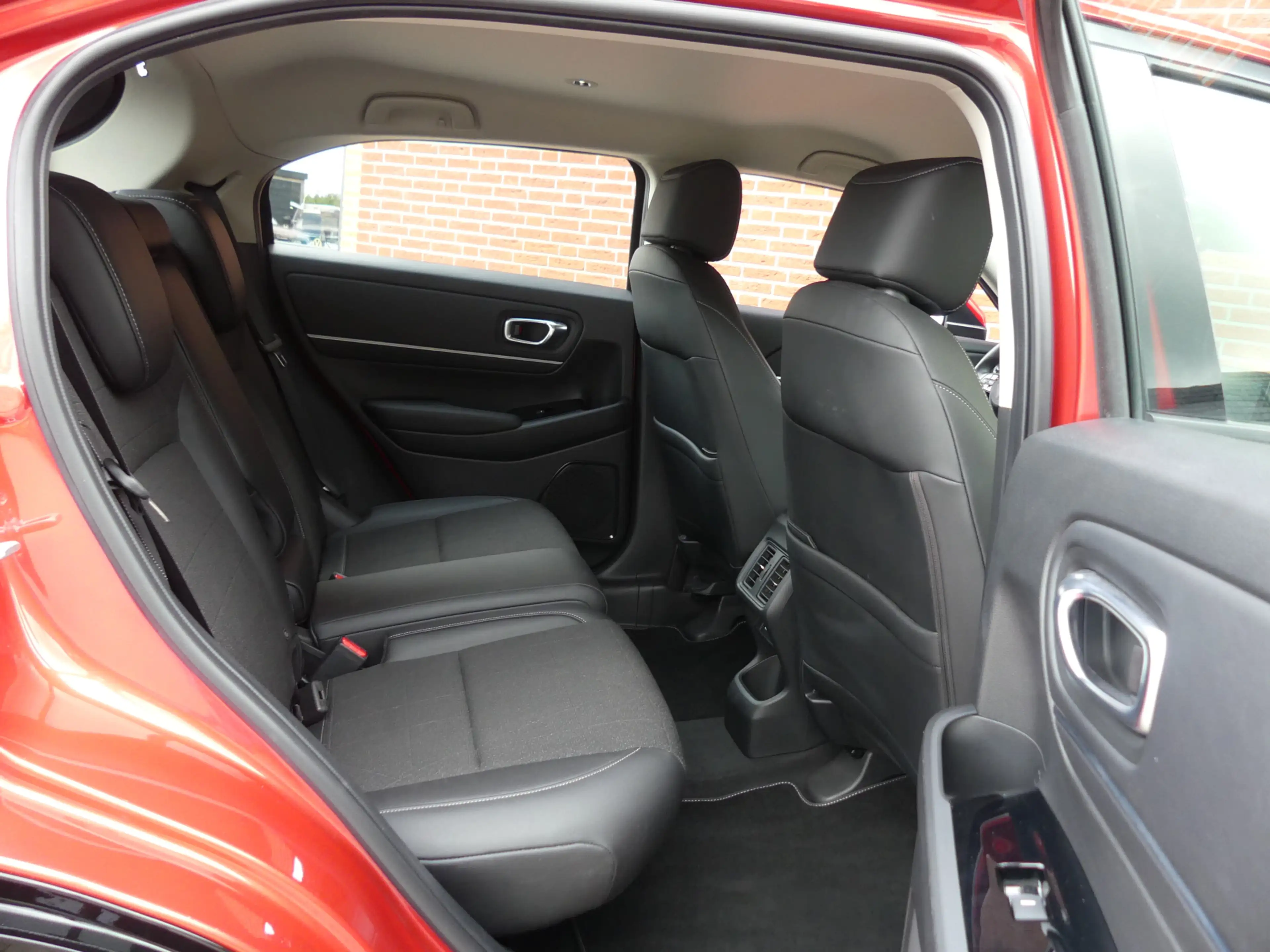 Honda HR-V 1.5 e:HEV Advance Style Plus — photo 9