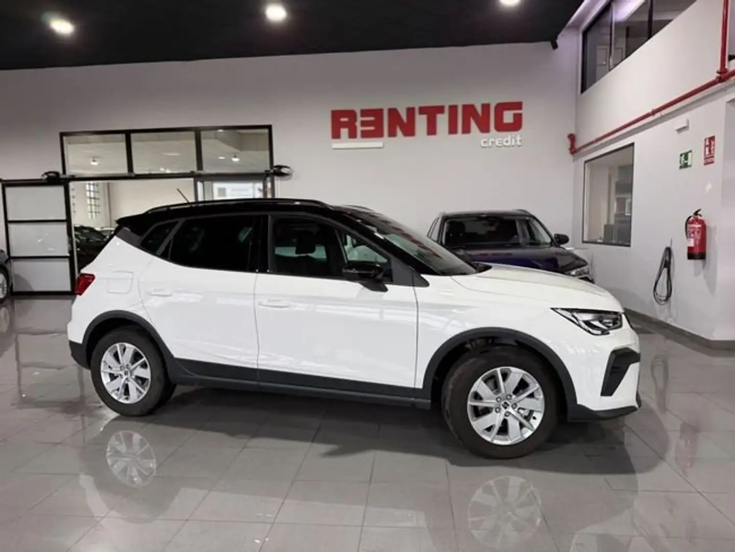 SEAT Arona 1.0 TSI 85kW (115CV) Start&Stop Style+ Blanco - 2