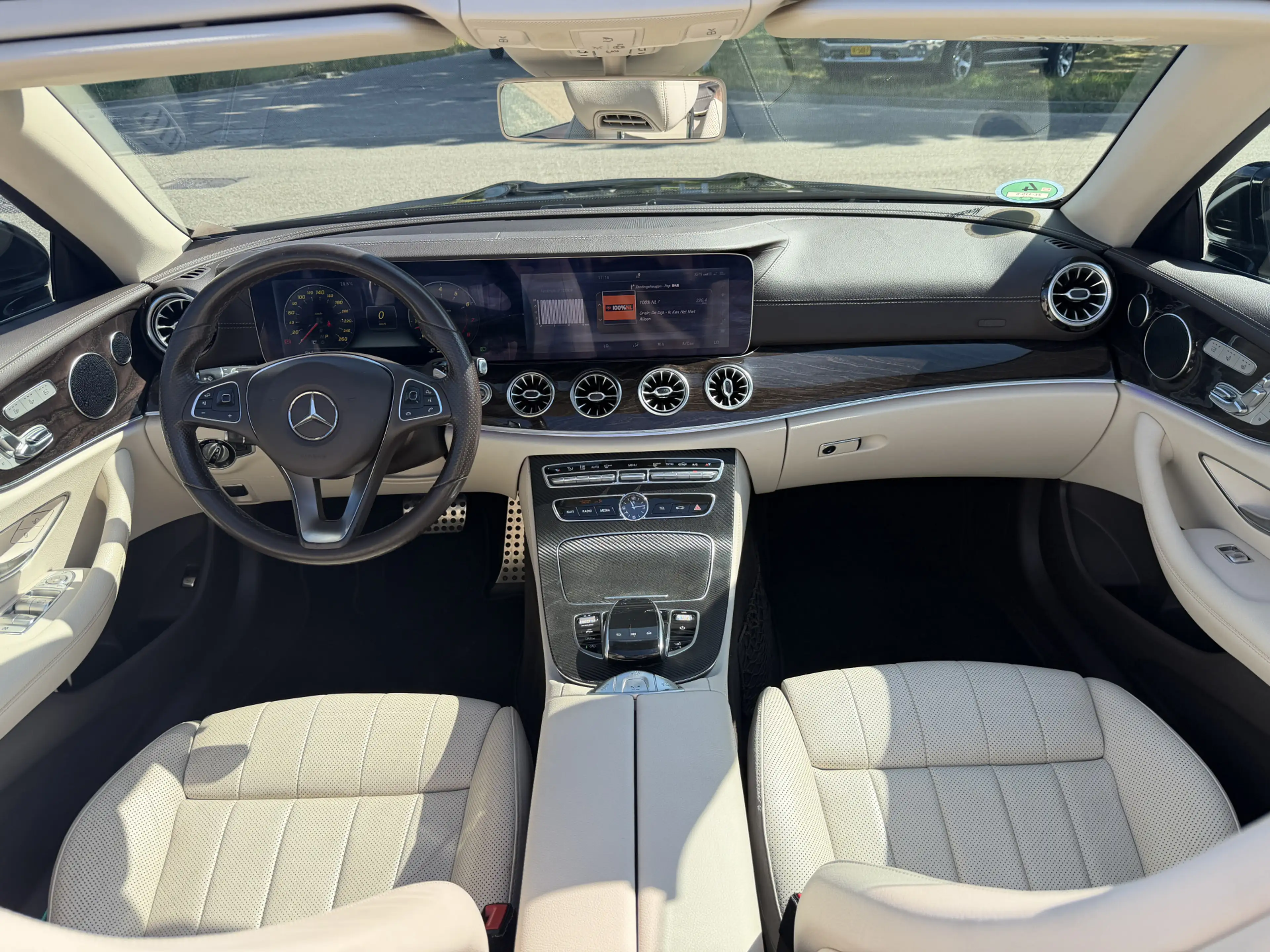 Mercedes-Benz E 400 Cabrio 4MATIC AMG-Line|333PK|360° CAMERA|MEMORY|ST — photo 6