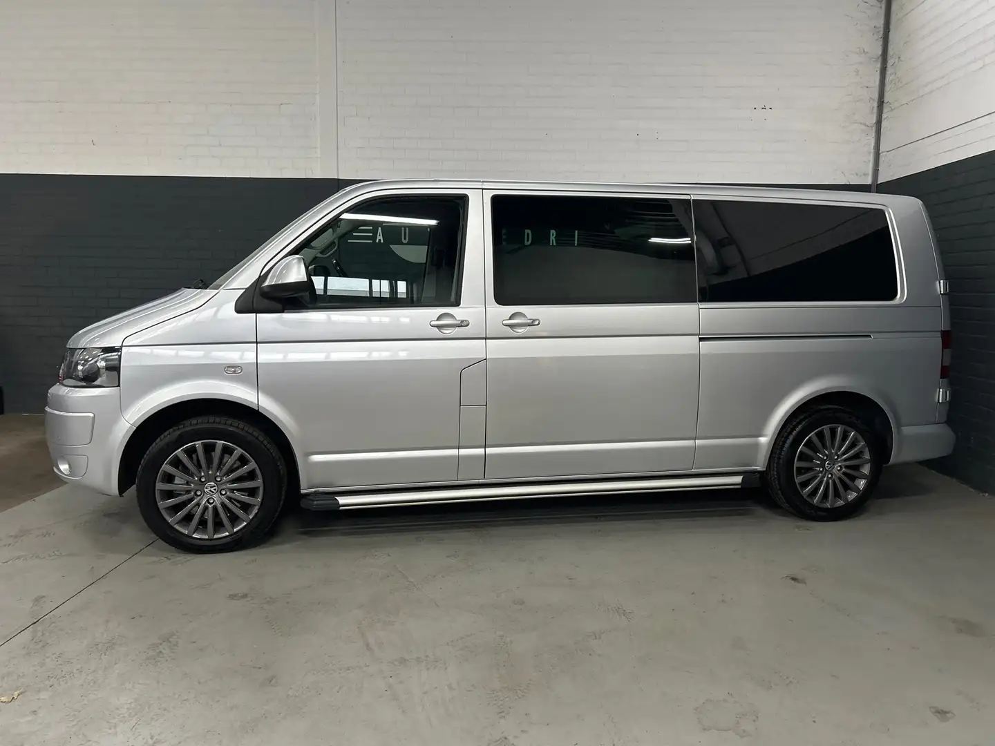 Volkswagen Transporter 2.0 TDI L2 Dubbele cabine/2Xschuifdeur/achterdeure Zilver - 2