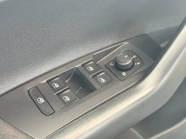 Volkswagen Polo view 21