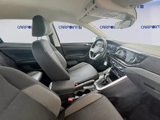 Volkswagen Polo view 7