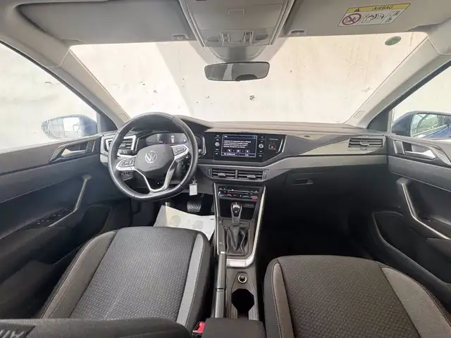 Volkswagen Polo view 12