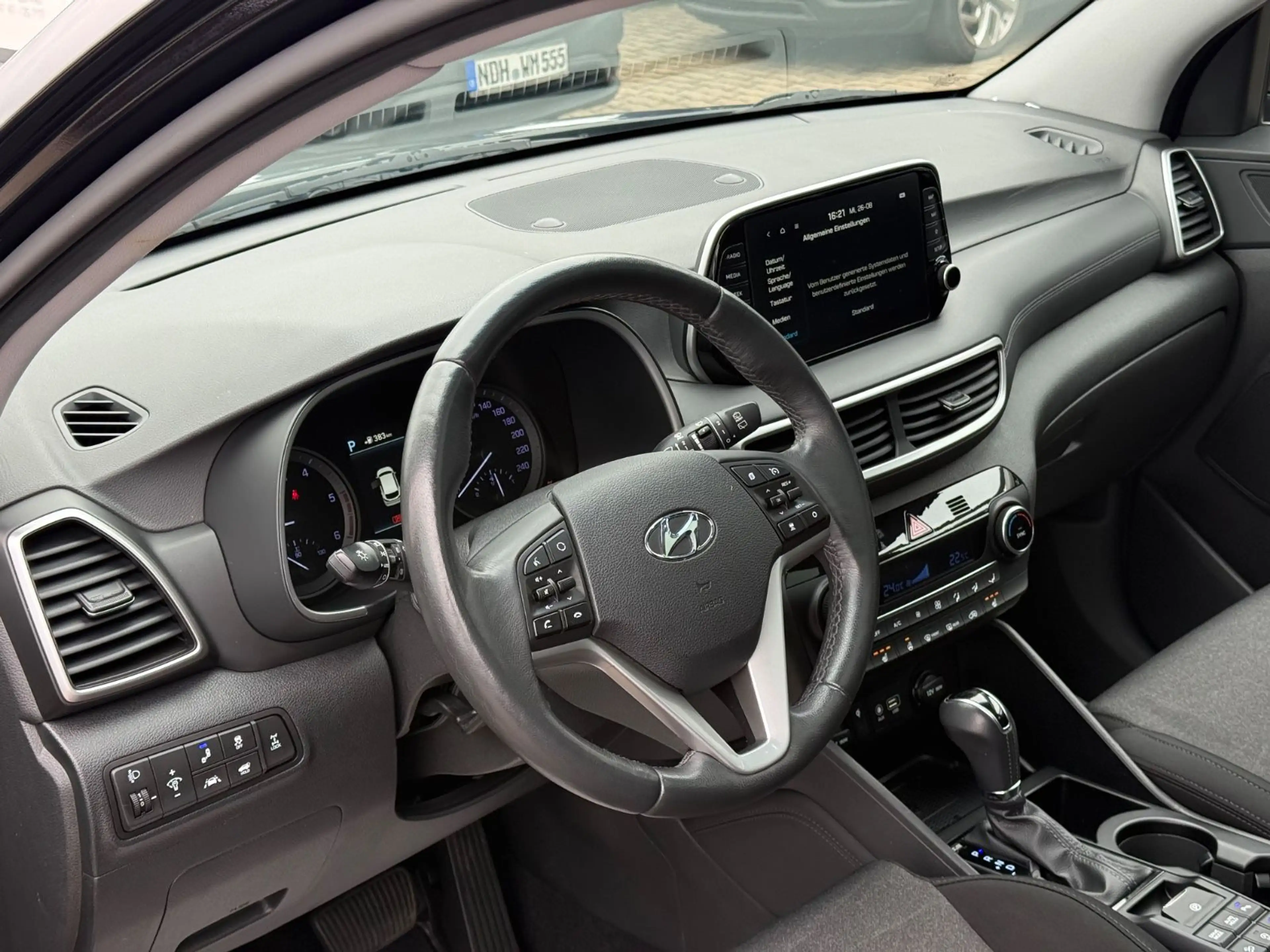 Hyundai TUCSON Style Mild-Hybrid 4WD 360°Kamera Pano All — photo 7