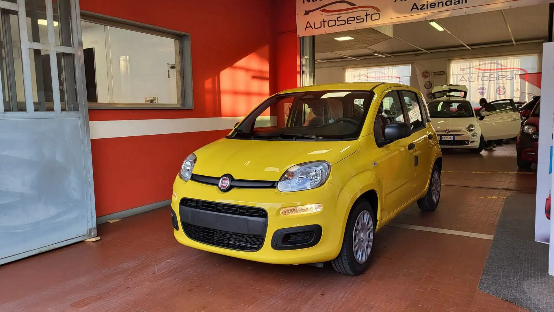Fiat Panda Pandina 1.0 FireFly 65 CV Hybrid Pop Gelb - 1