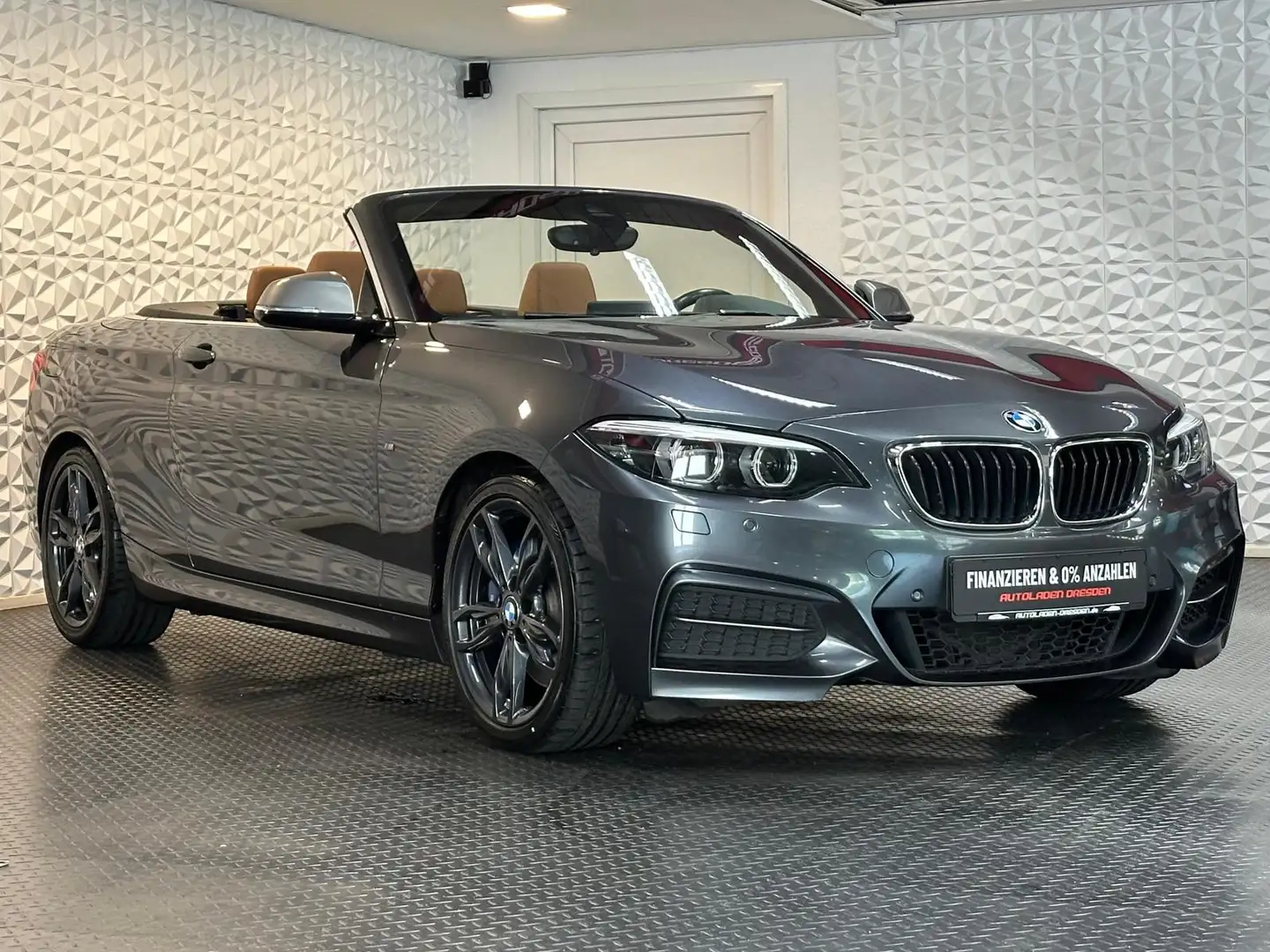 BMW 240 i CABRIO xDRIVE LED#SHZ#LH#SH#NAVI#KEYL#CAM Grau - 2