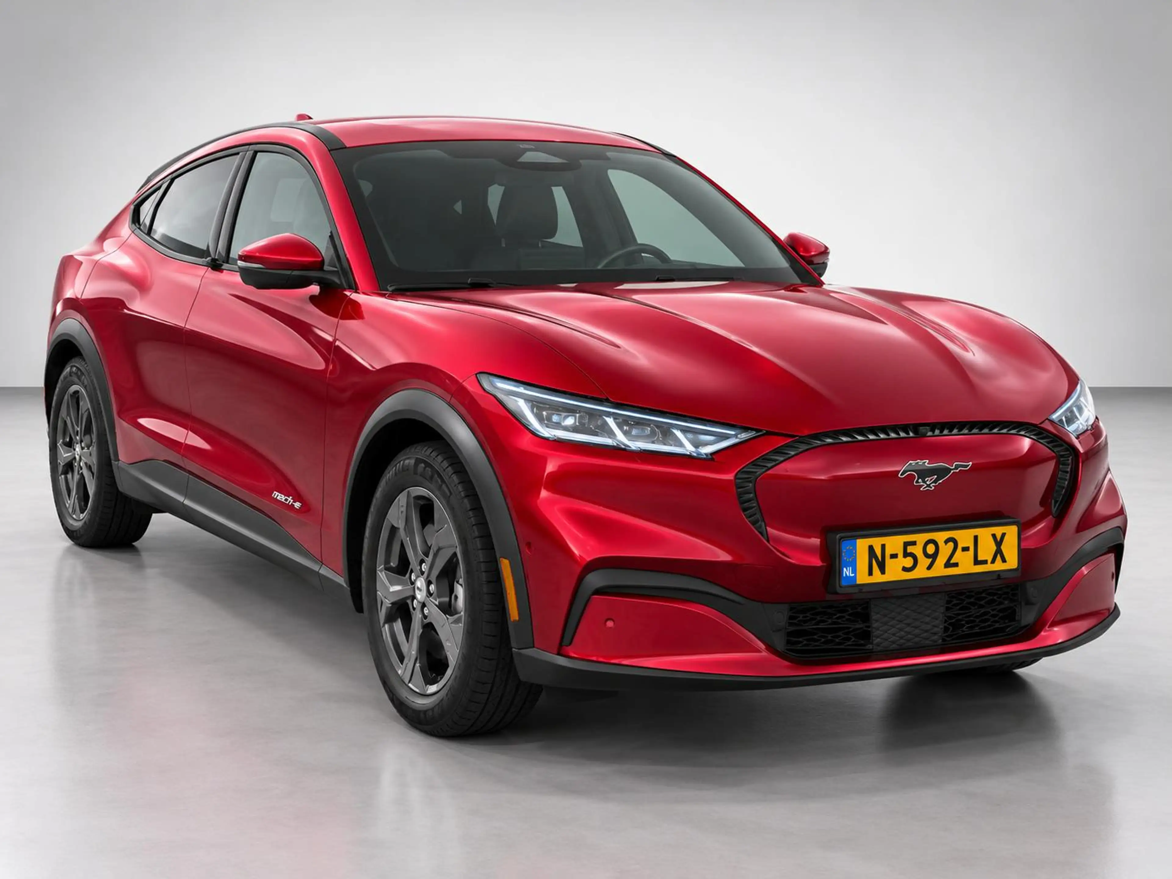 Ford Mustang Mach-E RWD 75 kWh | Automaat | Navigatie | 360 Camera | K — photo 6
