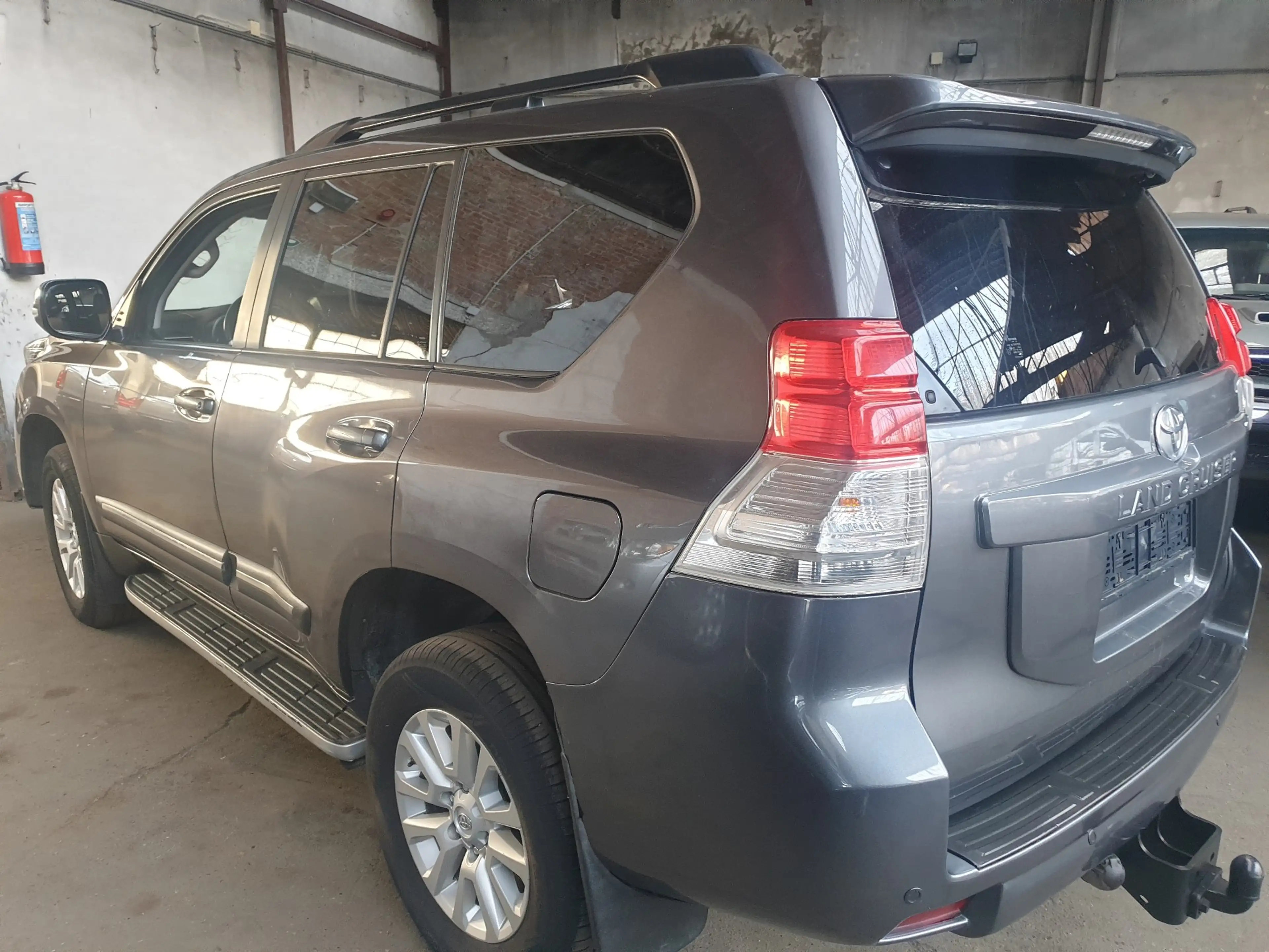 Toyota Land Cruiser Land Cruiser 3.0 D-4D Premium — photo 5