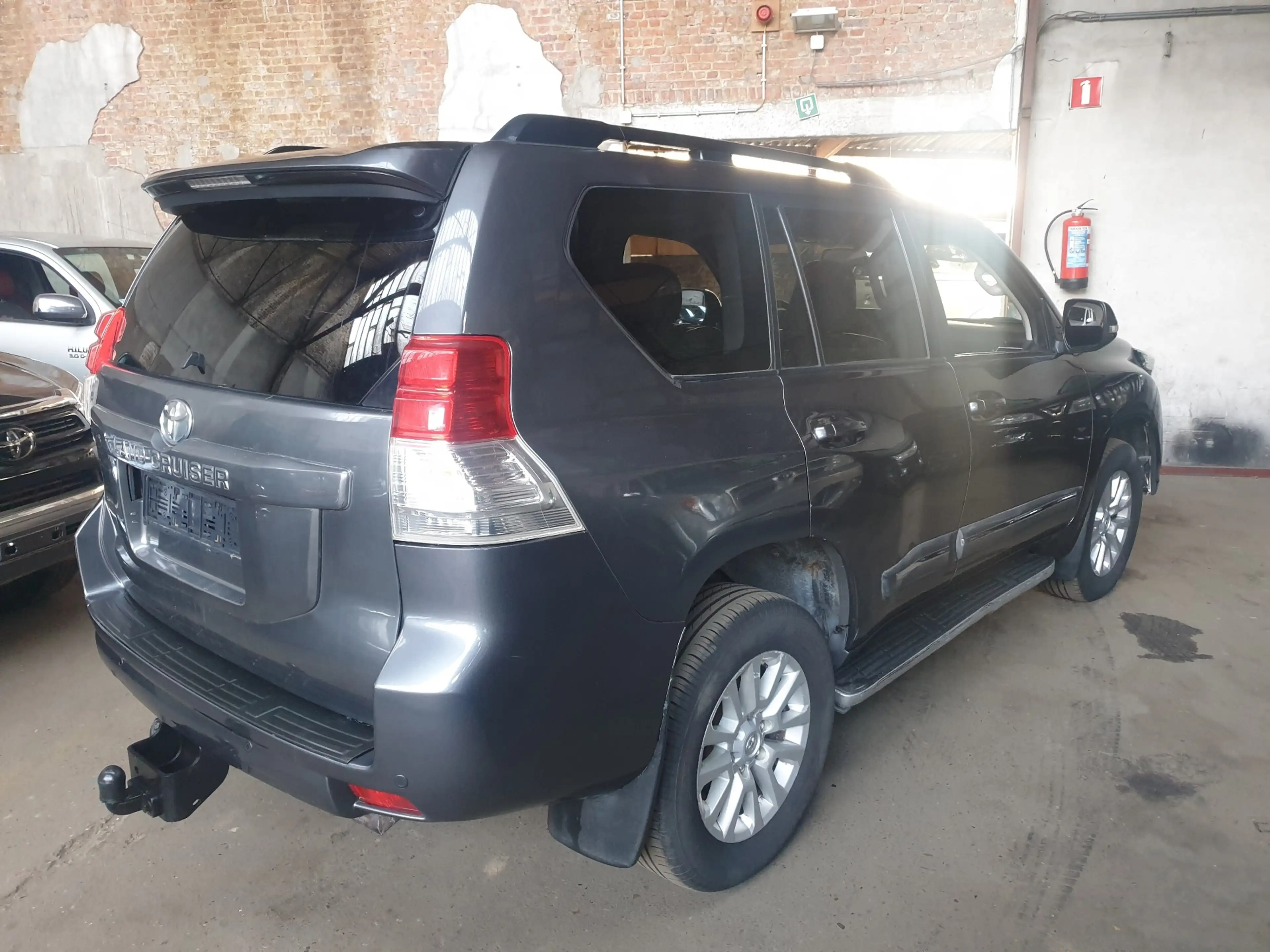 Toyota Land Cruiser Land Cruiser 3.0 D-4D Premium — photo 4