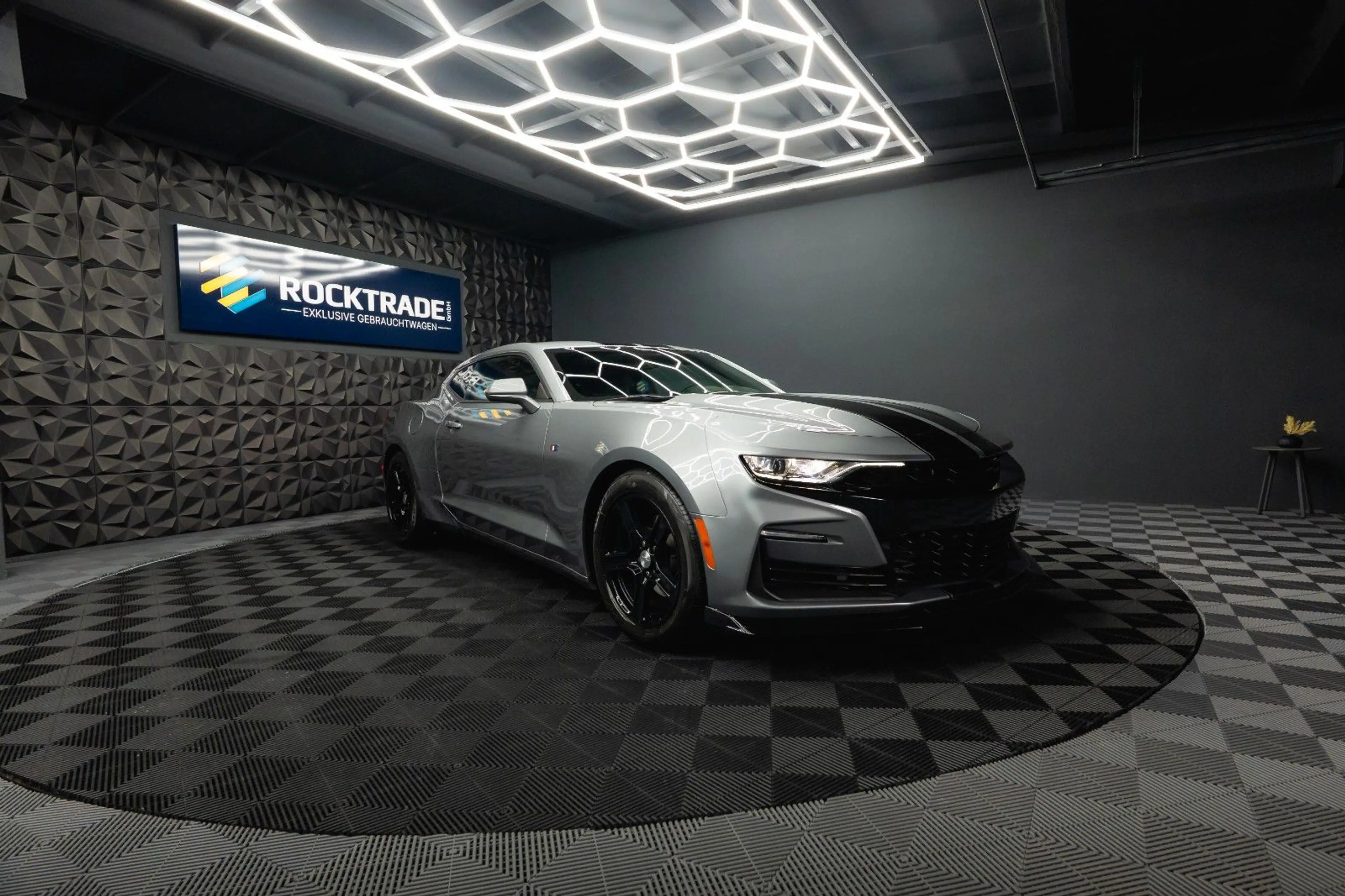 Chevrolet Camaro 2.0 Turbo Coupe LT Package *CarPlay*19% — photo 7