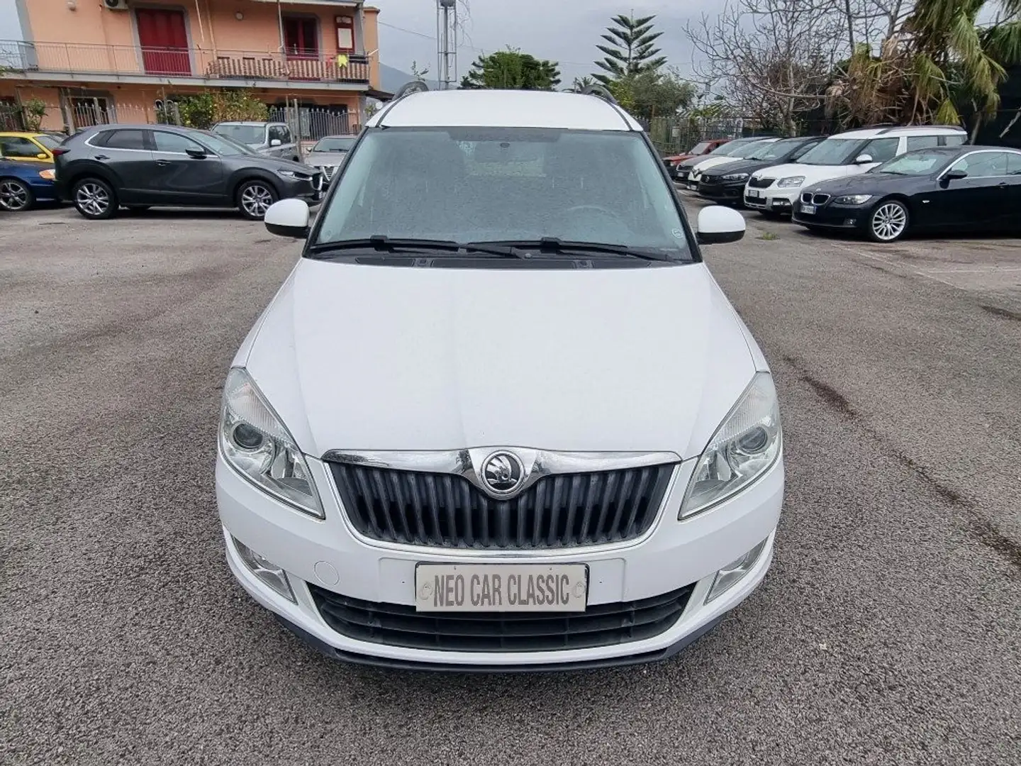 Skoda Roomster 1.2 12V 70CV Ambition bijela - 1