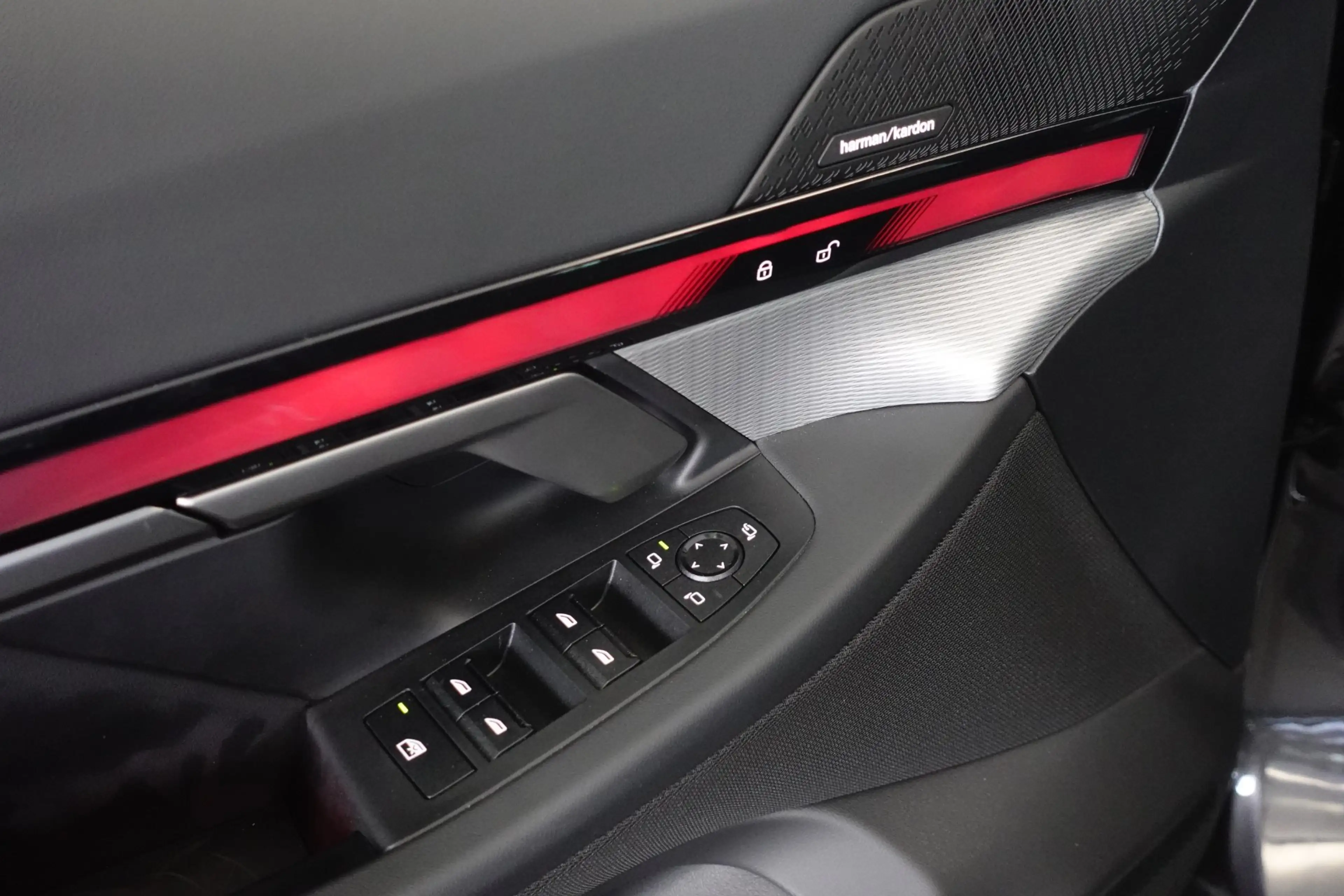 BMW i5 xDrive40 G60 — photo 13